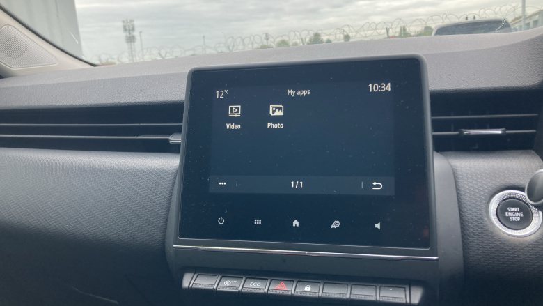 Renault Clio 1.0 TCe 100 Iconic 5dr Petrol Hatchback